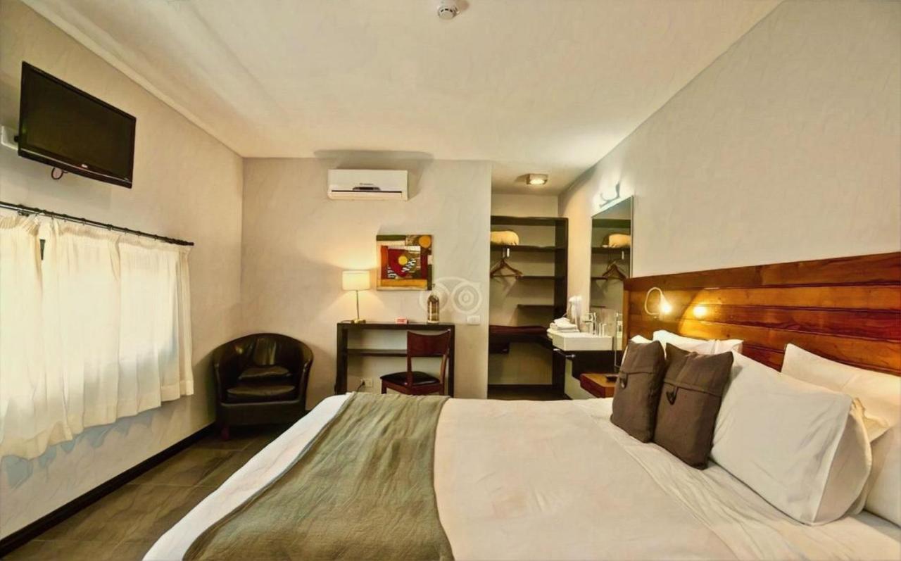 โปซาดา บูทิก ลาส เตราซส Hotel โกโลเนีย เดล ซากราเมนโต ภายนอก รูปภาพ