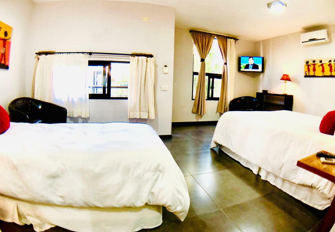 โปซาดา บูทิก ลาส เตราซส Hotel โกโลเนีย เดล ซากราเมนโต ภายนอก รูปภาพ